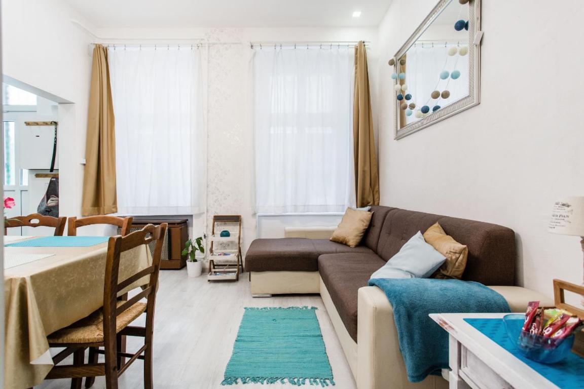 Central Downtown Apartment بودابست المظهر الخارجي الصورة